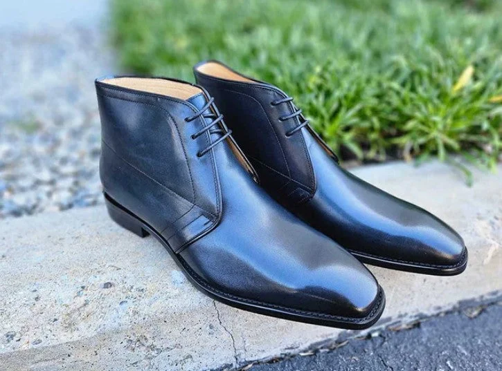 Calfskin Chukka Boot Navy