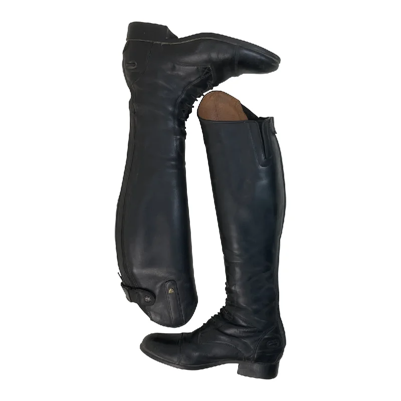 Ariat Field Boots in Black - Women's 6 (Slim/Med)