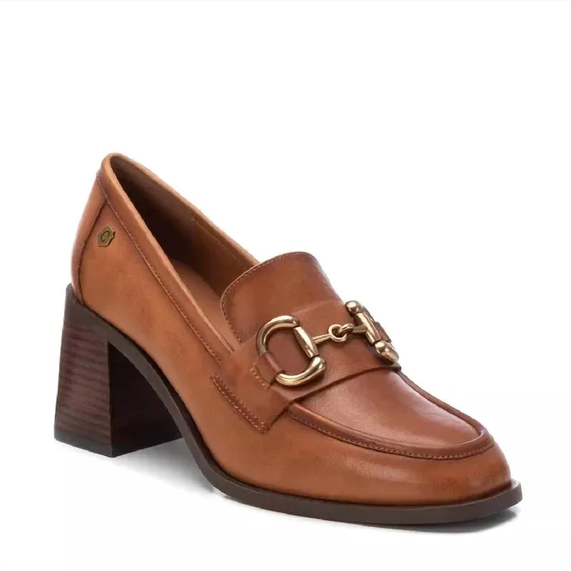 Women's Leather Loafers In Camel