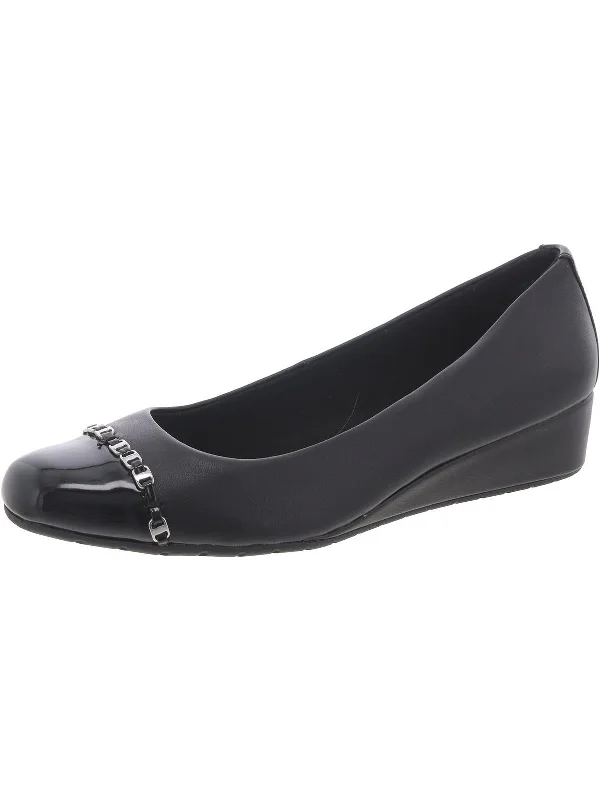 Moxy Womens Leather Slip On Loafers